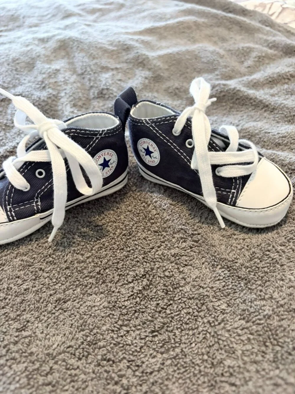Converse All Stars Infant Shoes Size 3 NWOT